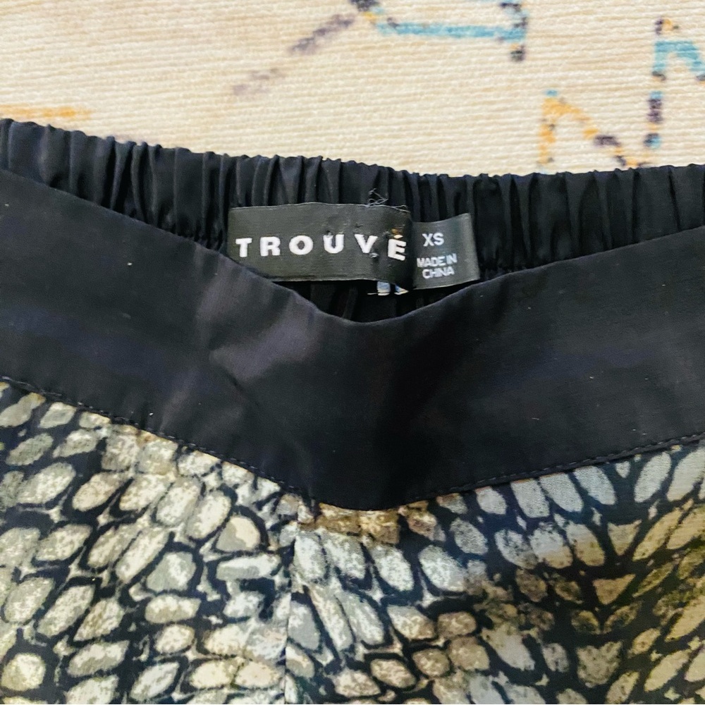 Trouve Snakeskin Print Tuxedo Stripe Jogger Pant - image 4